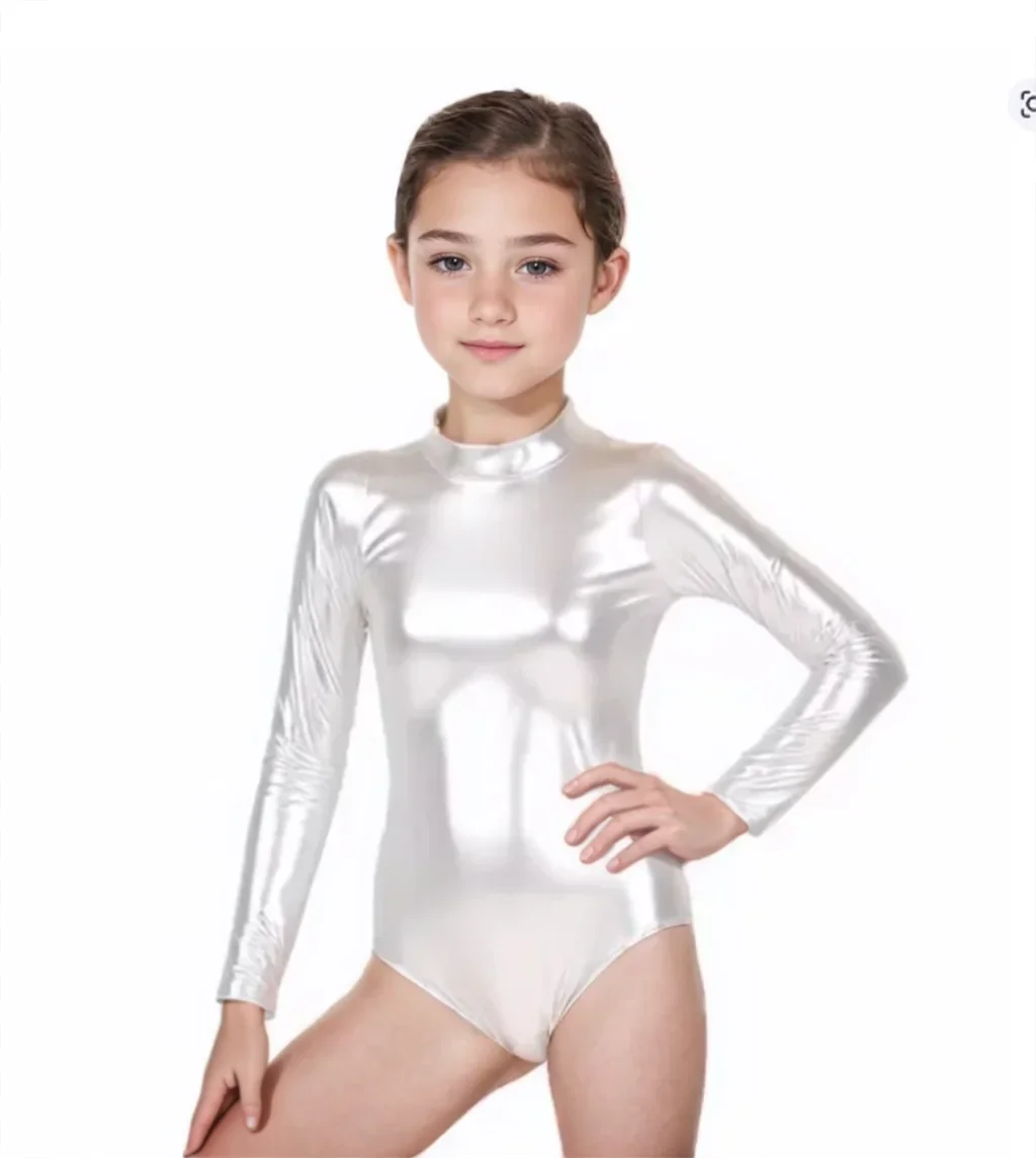 Girls Shiny Silver Metallic Long Sleeve Ballet Leotard Gymnastics Bodysuit for Performance Dance Costume
Girls Shiny Silver Metallic Long Sleeve Ballet Leotard Gymnastics Bodysuit for Performance Dance Costume