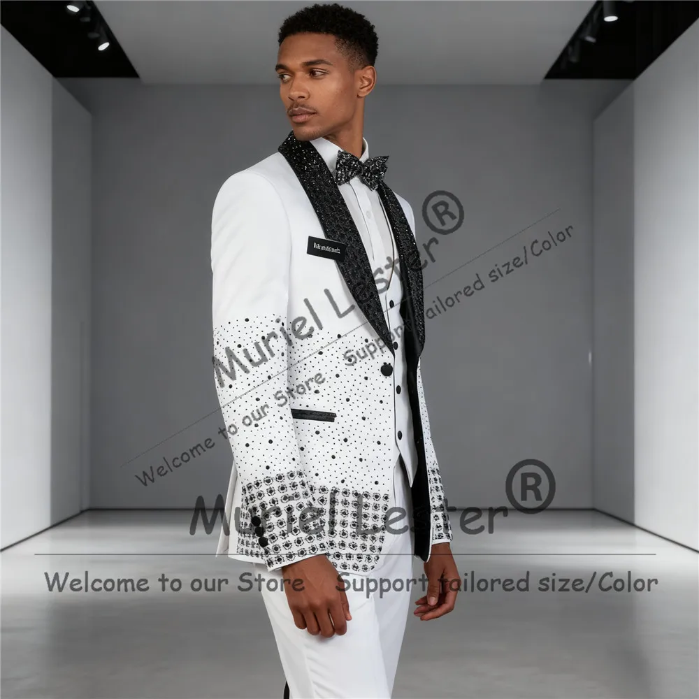 Luxury Beaded Stones Suits Men 3 Pieces Sets Single Breasted Prom Blazers Outfits Customized Groom Tuxedos trajes para hombre
Luxury Beaded Stones Suits Men 3 Pieces Sets Single Breasted Prom Blazers Outfits Customized Groom Tuxedos trajes para hombre