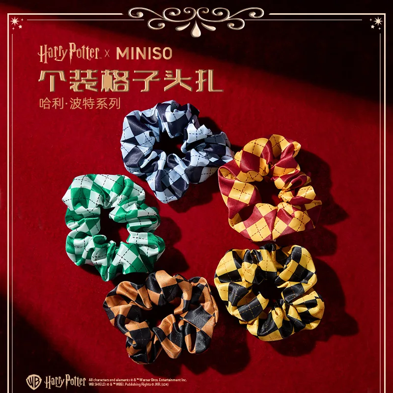 MINISO натуральная Гарри Поттер женская клетчатая резинка для волос аксессуары для вечеринок аниме Kawaii милые девушки эластичные резинки для волос подарки
MINISO натуральная Гарри Поттер женская клетчатая резинка для волос аксессуары для вечеринок аниме Kawaii милые девушки эластичные резинки для волос подарки