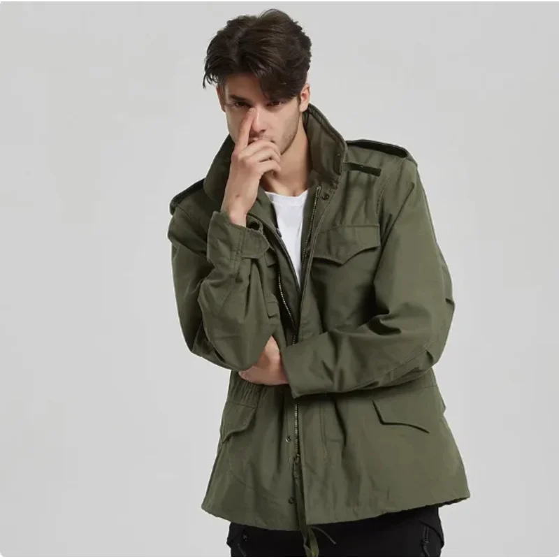 American Retro M65 Trench Coat Outdoor OG107 Field Jacket Men's Workwear Hooded
American Retro M65 Trench Coat Outdoor OG107 Field Jacket Men's Workwear Hooded