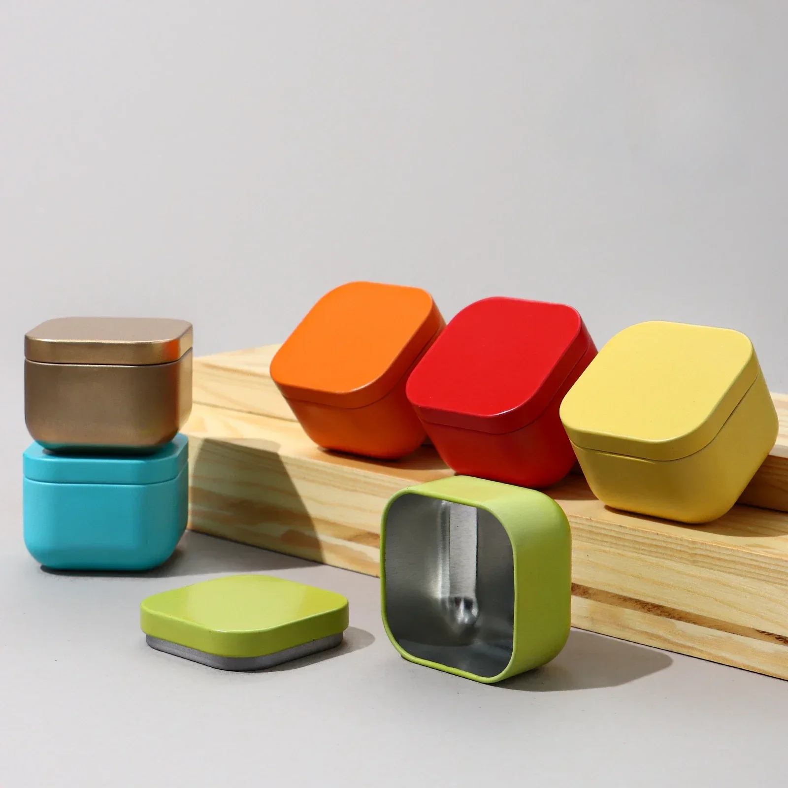 Creative Tinplate Tea Canister Small Portable Outdoor Tea Storage Box Travel Home Organizer Square Metal Empty Can Container
Creative Tinplate Tea Canister Small Portable Outdoor Tea Storage Box Travel Home Organizer Square Metal Empty Can Container