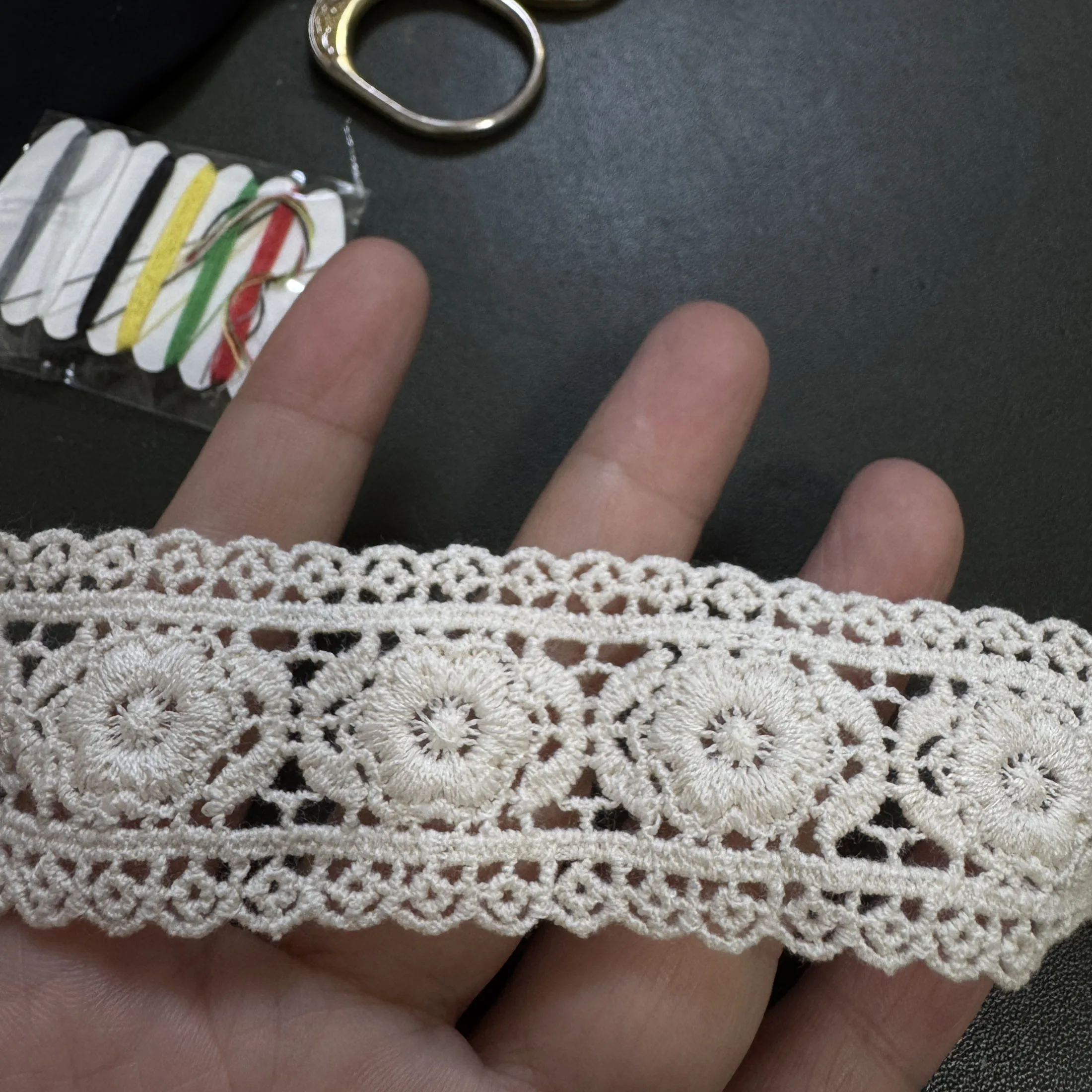 5yards white beige embroidered cotton lace trimmings for clothing DIY water soluable hollow ribbons and trims Lace fabrics
5yards white beige embroidered cotton lace trimmings for clothing DIY water soluable hollow ribbons and trims Lace fabrics