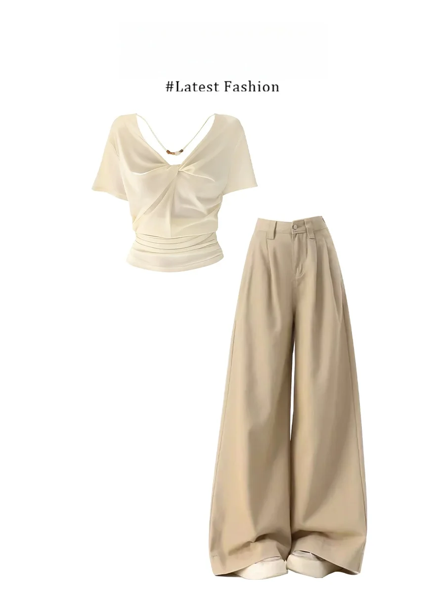 Parkyeon Summer Collection Women's Casual Wear V-Neck Knot Short Sleeve T-Shirt Set Elegant Soft Fashionable Loose Fit
Parkyeon Summer Collection Women's Casual Wear V-Neck Knot Short Sleeve T-Shirt Set Elegant Soft Fashionable Loose Fit