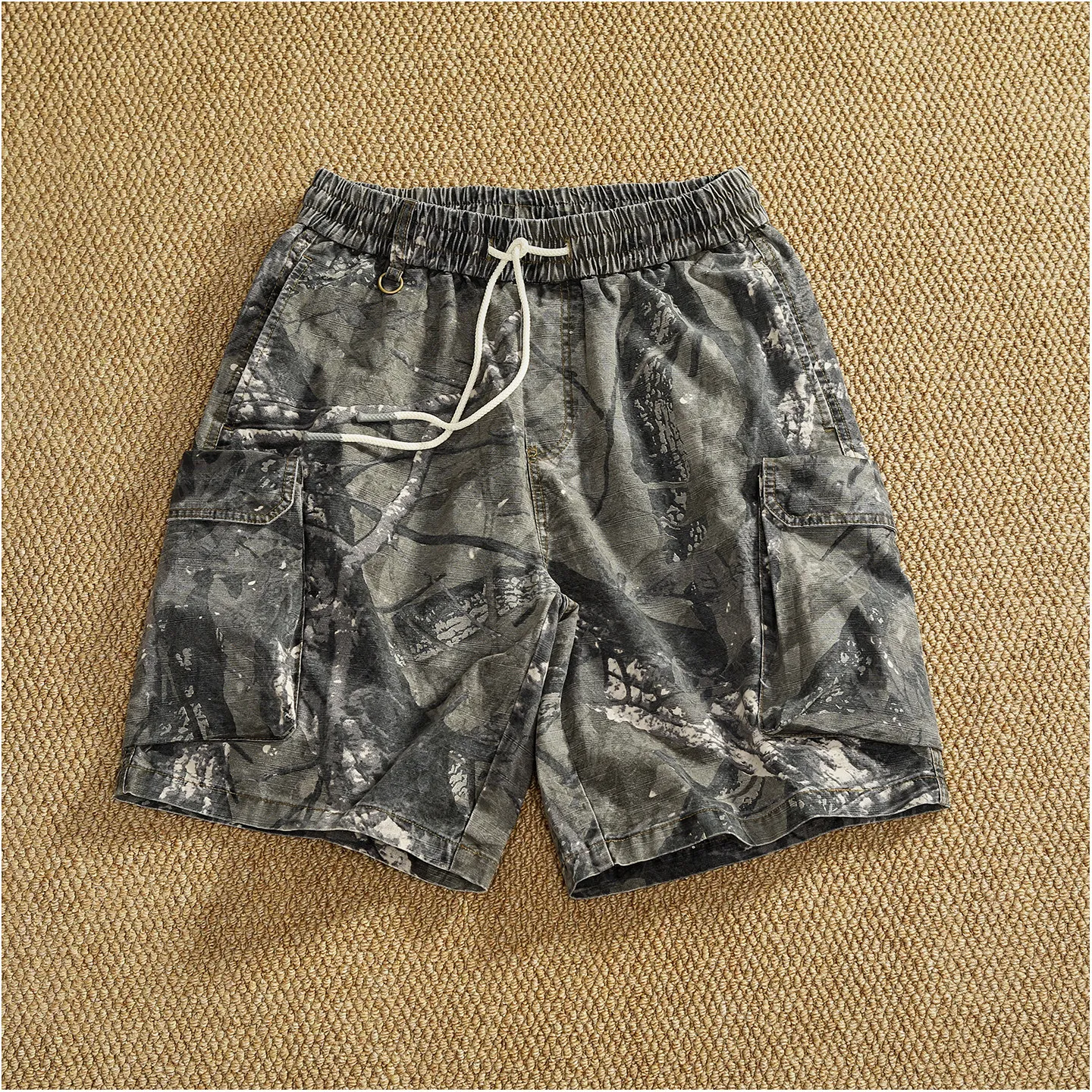 100% cotton cargo shorts men's summer washed distressed elastic waist straight style casual pants
100% cotton cargo shorts men's summer washed distressed elastic waist straight style casual pants