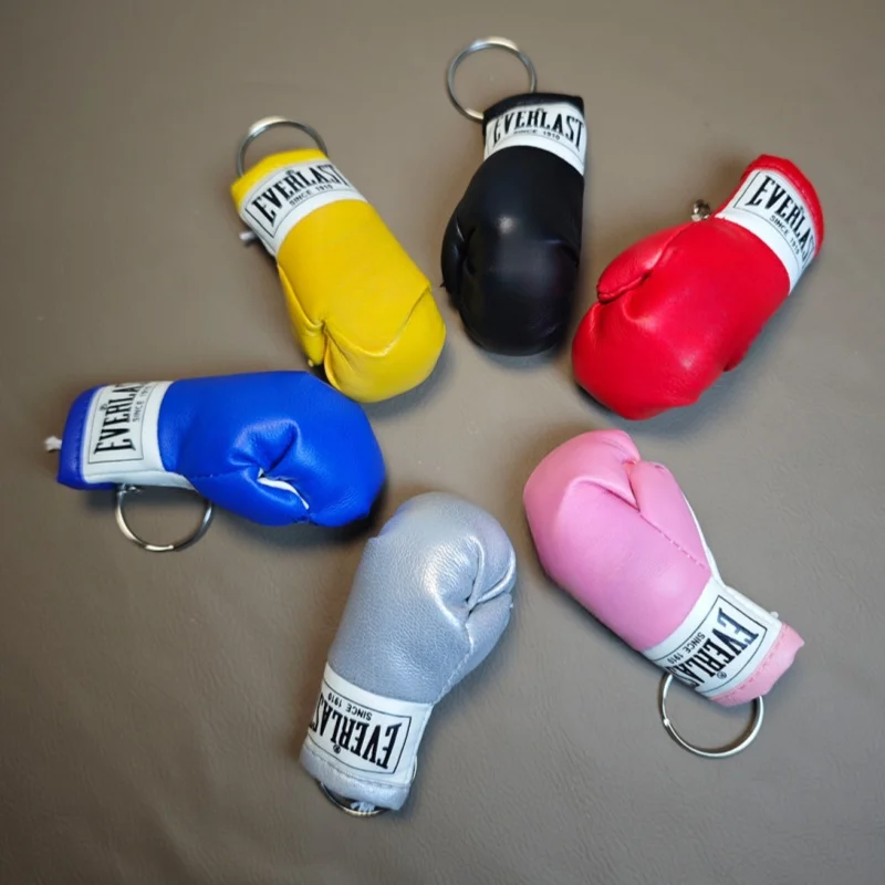 Trend Leather Boxing Gloves Keychain Boxing Fan Gift Backpack Key Accessories Hanging Pendant Exquisite Gift
Trend Leather Boxing Gloves Keychain Boxing Fan Gift Backpack Key Accessories Hanging Pendant Exquisite Gift