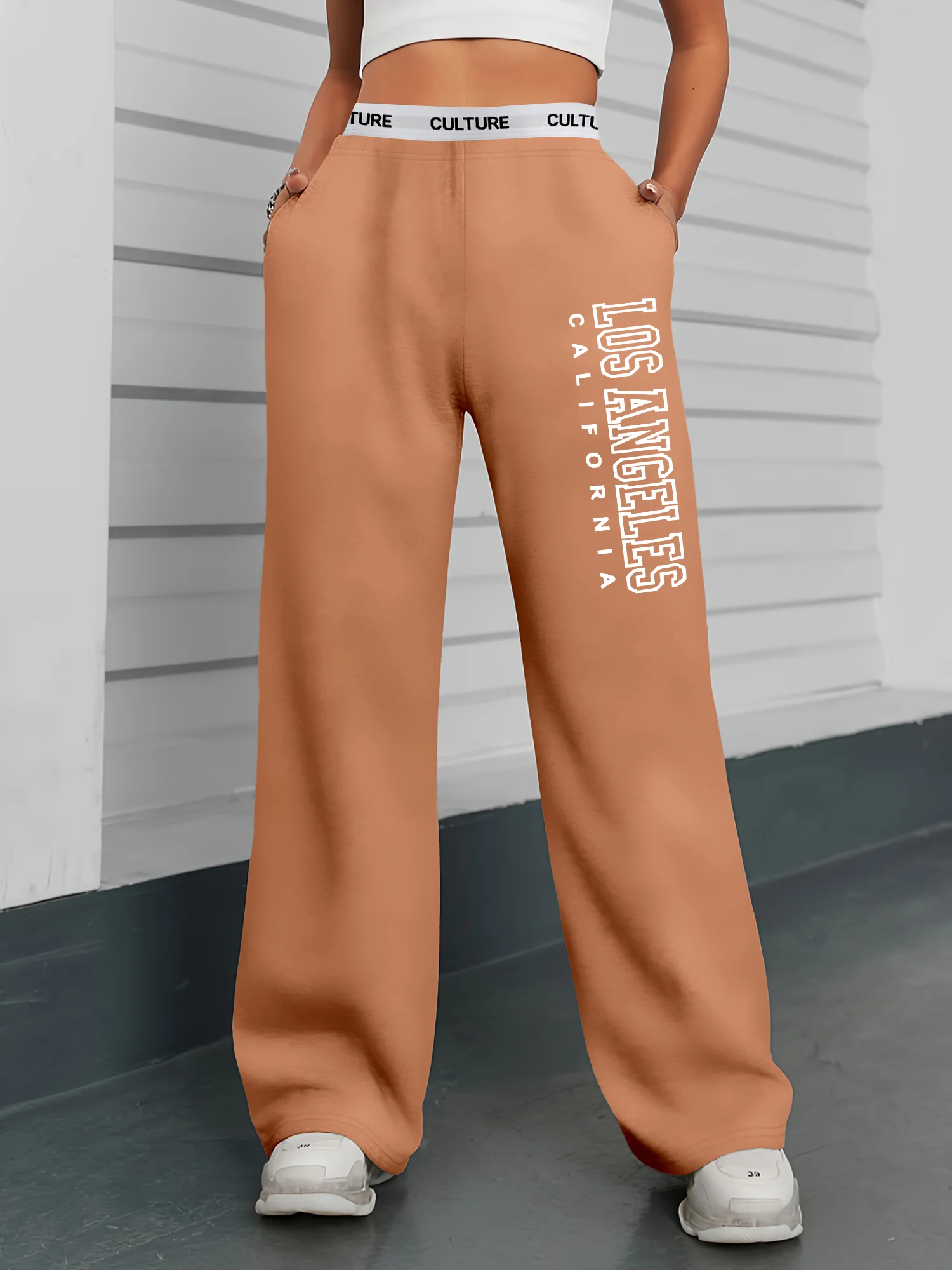 Women Cotton Elastic Waist Wide Leg Pants Vertical Los Angeles Letter Print Daily Casual Sweatpants
Women Cotton Elastic Waist Wide Leg Pants Vertical Los Angeles Letter Print Daily Casual Sweatpants
