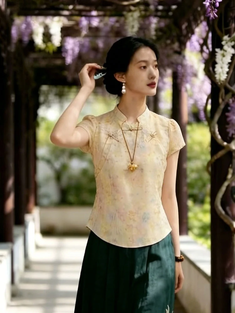 New Chinese Style Fashionable Short Sleeve Shirt Women's Stand Collar Button Design Summer 2026 Design Sensation Tang Costume...
New Chinese Style Fashionable Short Sleeve Shirt Women's Stand Collar Button Design Summer 2026 Design Sensation Tang Costume...
