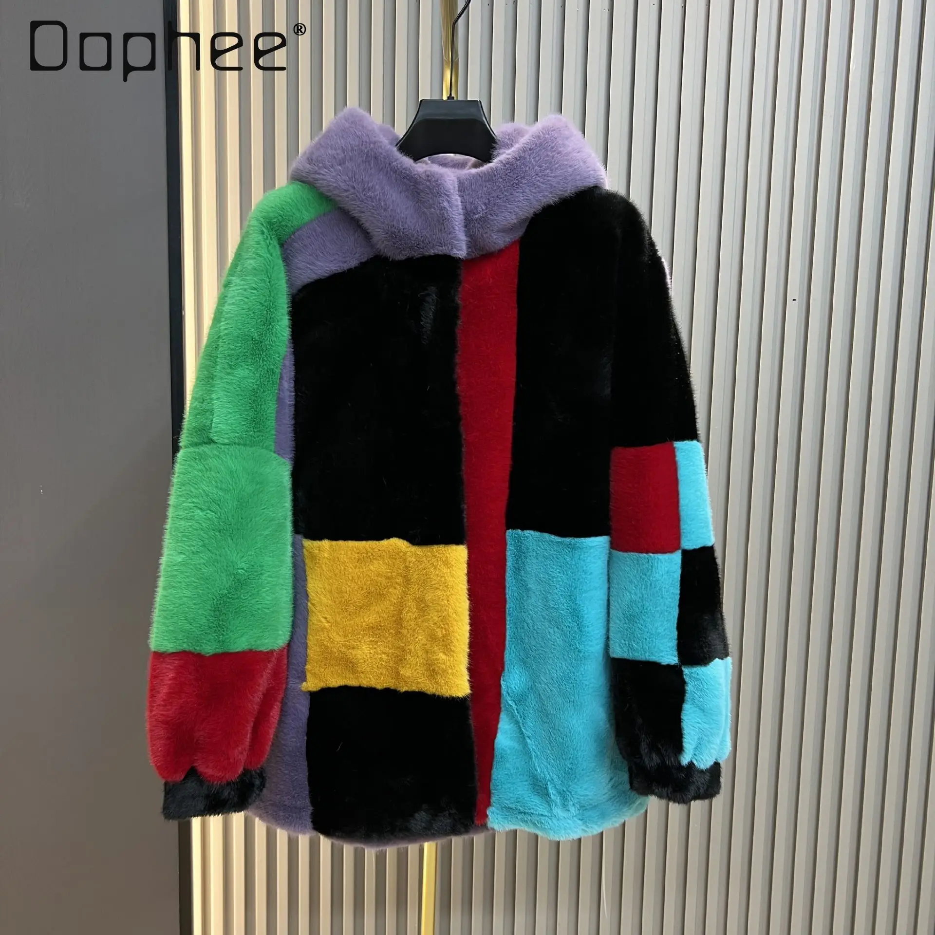2025 Autumn Winter New Fashion Korean Style Casual Mid-Length Hooded Color-Block Versatile Faux Fur Coat for Women
2025 Autumn Winter New Fashion Korean Style Casual Mid-Length Hooded Color-Block Versatile Faux Fur Coat for Women