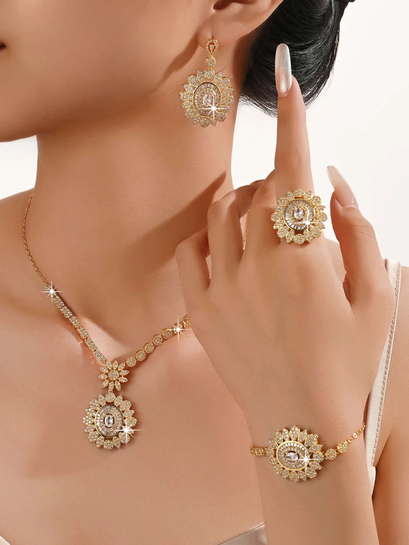 Nigeria Saudi Arabia Bridal Season Luxury Set of 4-piece Gold Plated Fashion Jewelry Accessories Wedding Anniversary Gift
Nigeria Saudi Arabia Bridal Season Luxury Set of 4-piece Gold Plated Fashion Jewelry Accessories Wedding Anniversary Gift