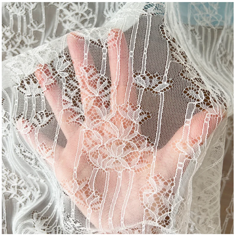 New popular wedding dress thin lace vertical stripe bamboo leaf high - end base fabric for clothing and fabric decoration
New popular wedding dress thin lace vertical stripe bamboo leaf high - end base fabric for clothing and fabric decoration