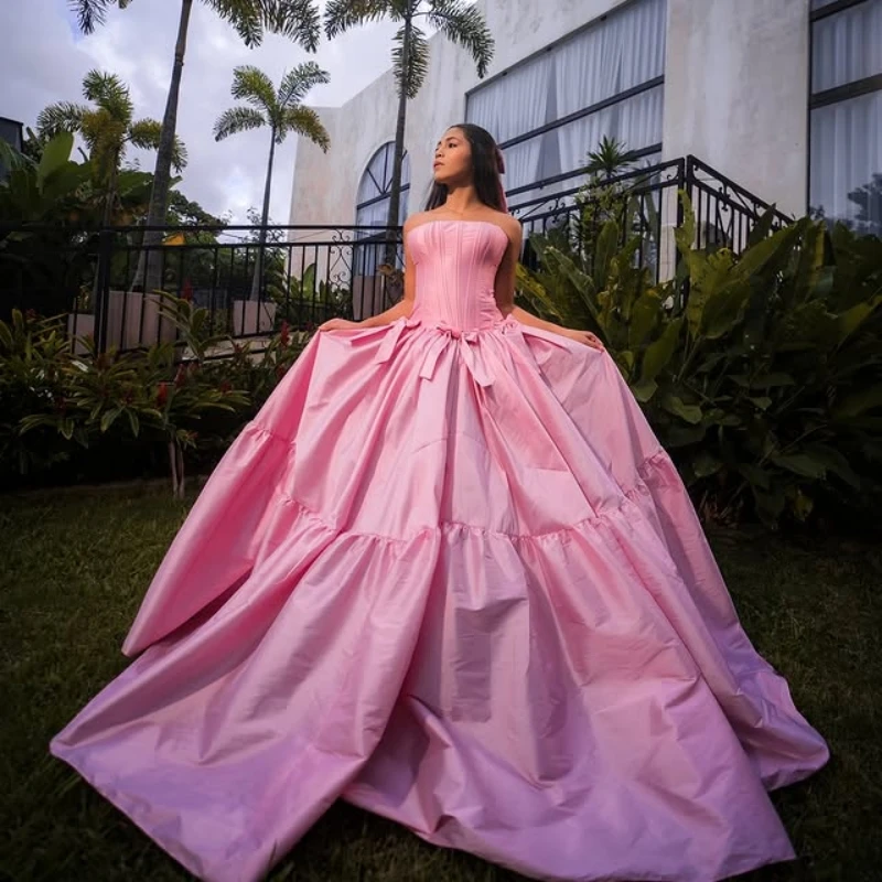 Простые розовые платья Quinceanera по индивидуальному заказу с открытыми плечами и тюлевыми аппликациями с бантом Vestido De 15, Quinceanera
Простые розовые платья Quinceanera по индивидуальному заказу с открытыми плечами и тюлевыми аппликациями с бантом Vestido De 15, Quinceanera