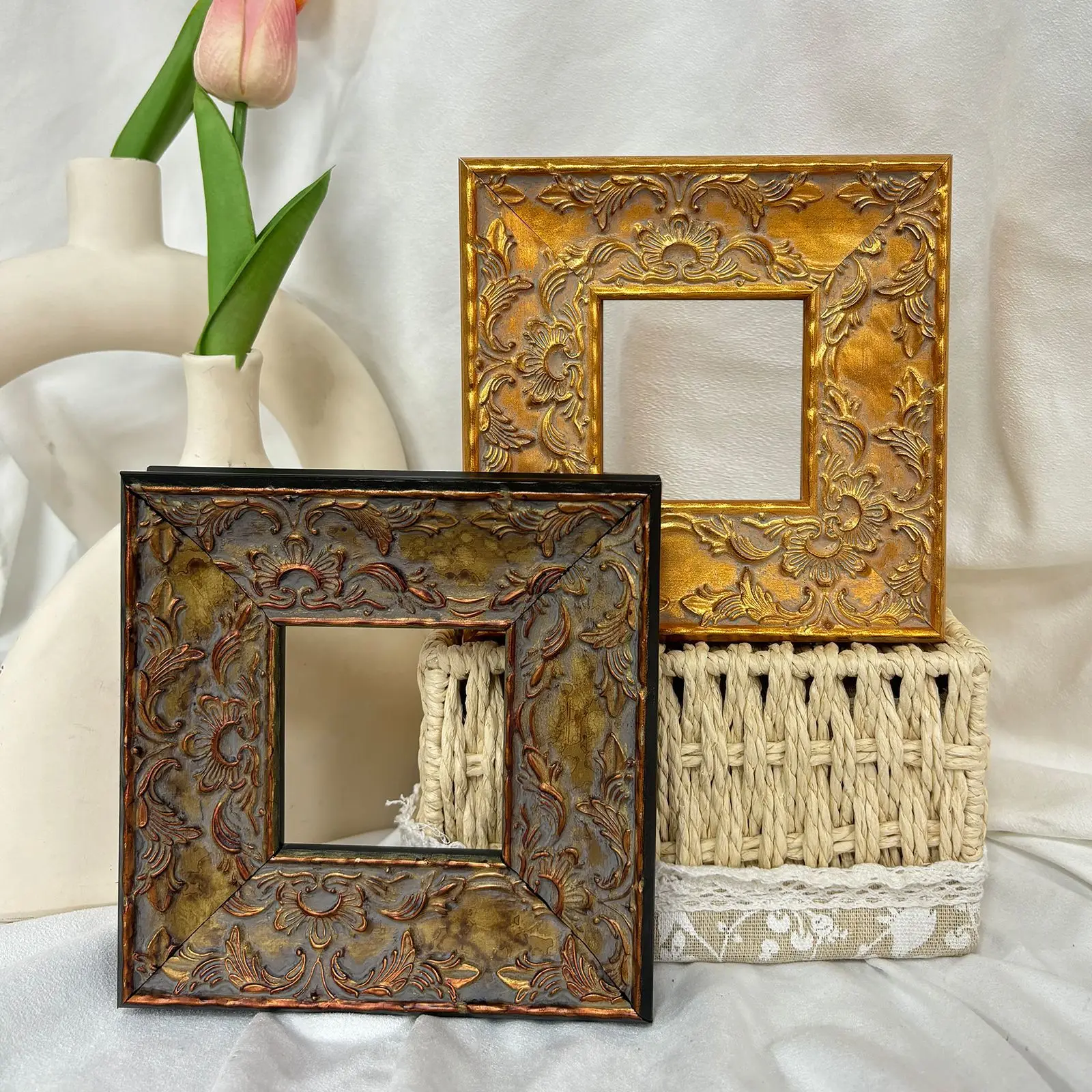 Forest Picture Frame High-grade Solid Wood Decorative Picture Frame Retro Oil Painting Frame Mounted From The Room Hanging Wall
Forest Picture Frame High-grade Solid Wood Decorative Picture Frame Retro Oil Painting Frame Mounted From The Room Hanging Wall