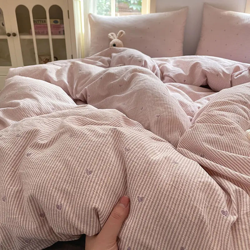 Korean Style Bedding Sets 2025 New Twin Full Queen Size Bed Sheet Set Love Heart Duvet Cover Set Pillowcase Bed Linen No Filler
Korean Style Bedding Sets 2025 New Twin Full Queen Size Bed Sheet Set Love Heart Duvet Cover Set Pillowcase Bed Linen No Filler