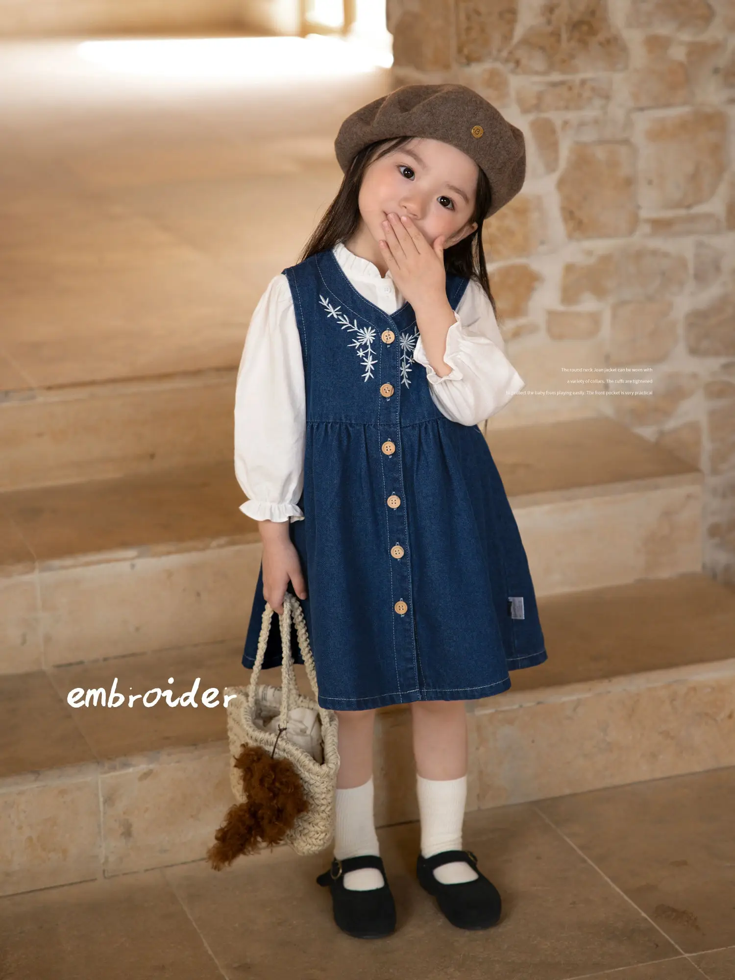 Girls Dress Set New Baby Girls Embroidery Floral Cute Princess Jean Sundress + Base shirts 2Pcs for Girls Kids Children Clothes
Girls Dress Set New Baby Girls Embroidery Floral Cute Princess Jean Sundress + Base shirts 2Pcs for Girls Kids Children Clothes