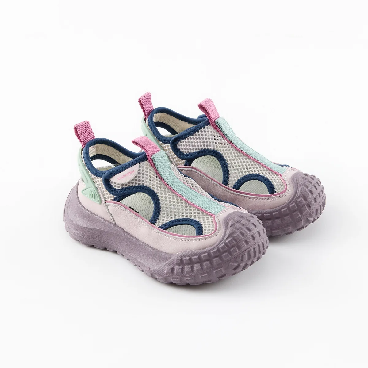 Summer Children Mesh Clunky Sneakers Boys Girls Breathable Hollow Casual Shoes Kids Cool Beach Shoes
Summer Children Mesh Clunky Sneakers Boys Girls Breathable Hollow Casual Shoes Kids Cool Beach Shoes