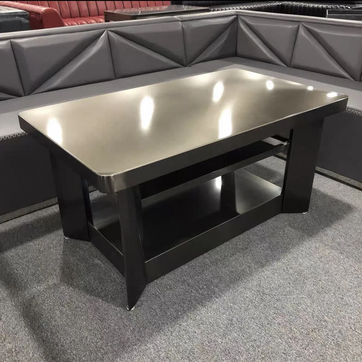 High-end ktv luminous coffee table night club bar bar box special stainless steel rock slab ktv coffee table
High-end ktv luminous coffee table night club bar bar box special stainless steel rock slab ktv coffee table