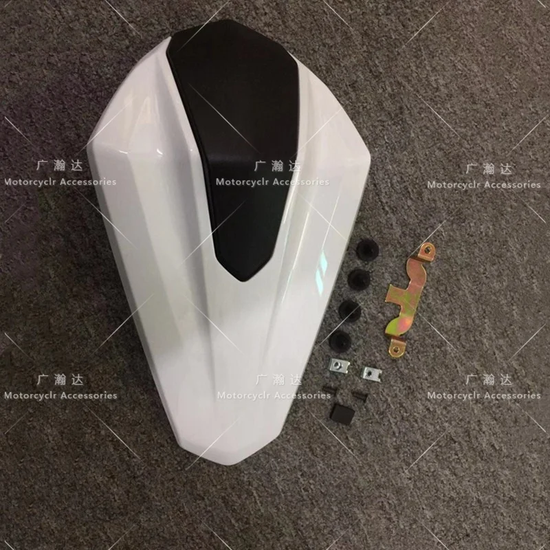 Motorcycle rear seat cowling is suitable for Kawasaki Ninja400, 2018, 2019 and post-2020 hump cowling
Motorcycle rear seat cowling is suitable for Kawasaki Ninja400, 2018, 2019 and post-2020 hump cowling