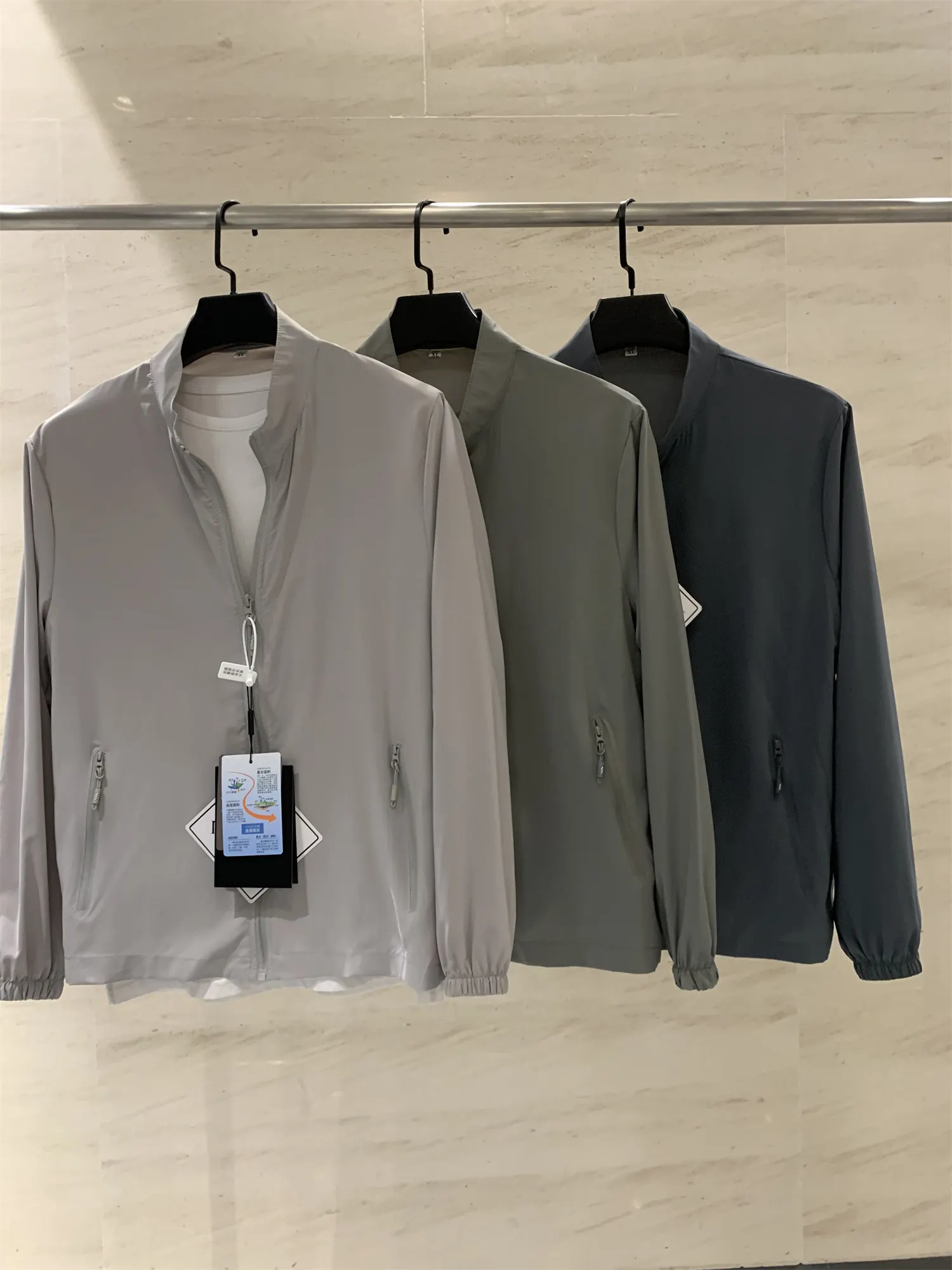 Business Travel Black Tech UPF50 Stand Collar Men's Cool Sensation Lightweight Casual Long Sleeve Jacket Outerwear
Business Travel Black Tech UPF50 Stand Collar Men's Cool Sensation Lightweight Casual Long Sleeve Jacket Outerwear