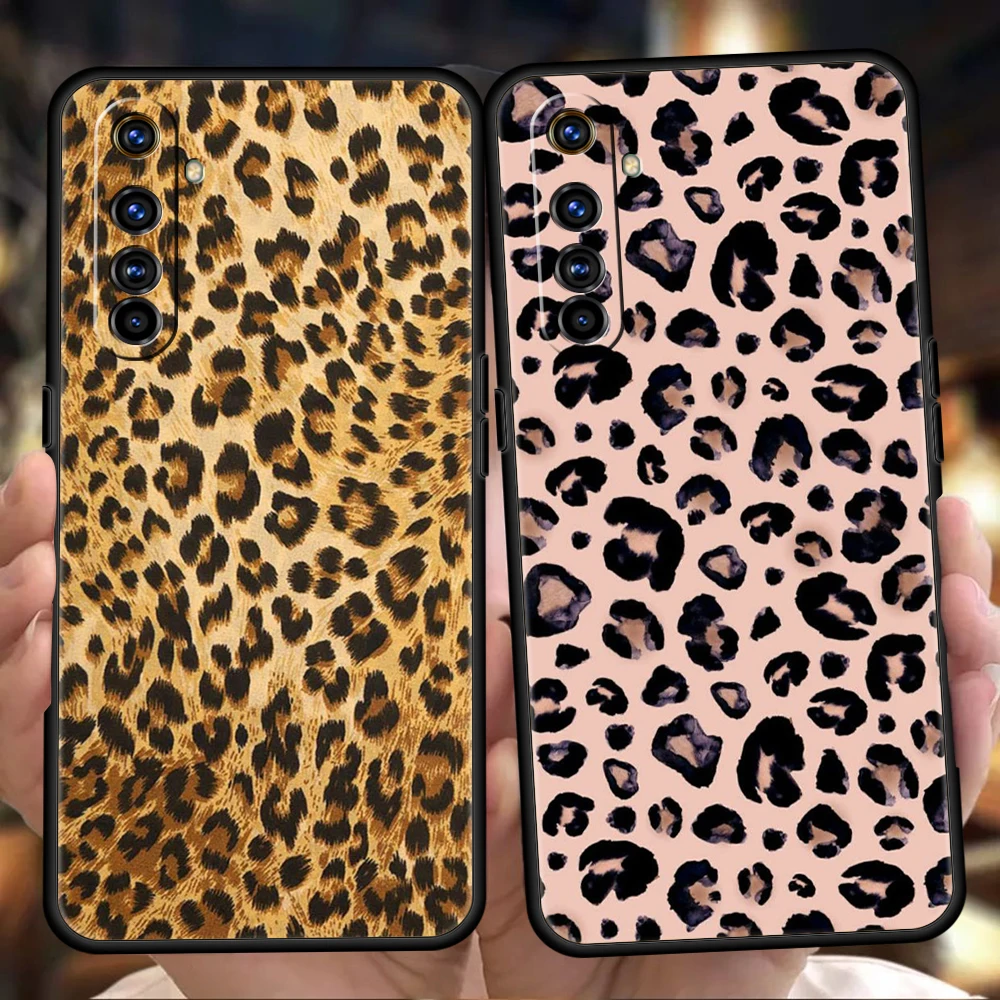 Leopard Print Phone Case for Oppo A17 A12 A57 A74 A16 Find X5 X6 A52 A53 A54 A15 Reno 6 Z 7 Pro A9 2020 5G Silicone Shell Capas
Leopard Print Phone Case for Oppo A17 A12 A57 A74 A16 Find X5 X6 A52 A53 A54 A15 Reno 6 Z 7 Pro A9 2020 5G Silicone Shell Capas
