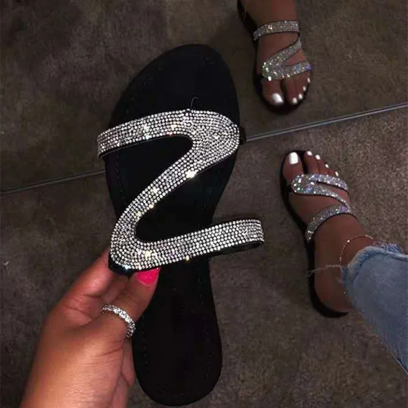 Sexy Women Summer Flat Slippers Rhinestone Shoe Open Toe Roman Beach Sandal ladies Flip Flops Black Non-slip Slides size 35-43
Sexy Women Summer Flat Slippers Rhinestone Shoe Open Toe Roman Beach Sandal ladies Flip Flops Black Non-slip Slides size 35-43