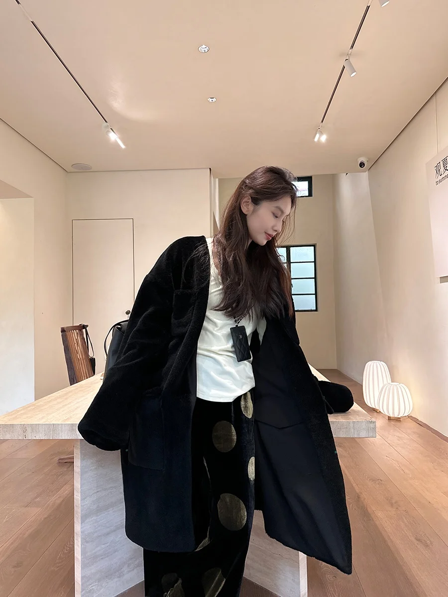 Двусторонняя носка, 100% шерсть, средней длины, меховой жакет, золотистый, верхняя одежда, простой круглый вырез, длинный пальто-свитер
Двусторонняя носка, 100% шерсть, средней длины, меховой жакет, золотистый, верхняя одежда, простой круглый вырез, длинный пальто-свитер