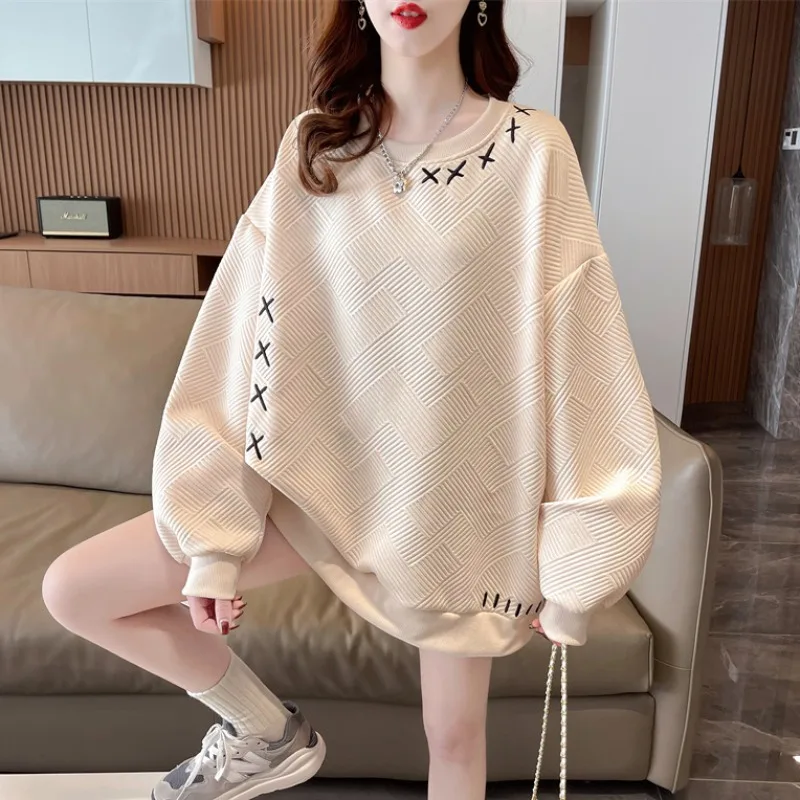 Весенне-осенний женский пуловер, топы больших размеров, дешевая новинка, корейская мода, свободный эмо-эстетический мешковатый свитшот Kpop для женщин
Весенне-осенний женский пуловер, топы больших размеров, дешевая новинка, корейская мода, свободный эмо-эстетический мешковатый свитшот Kpop для женщин