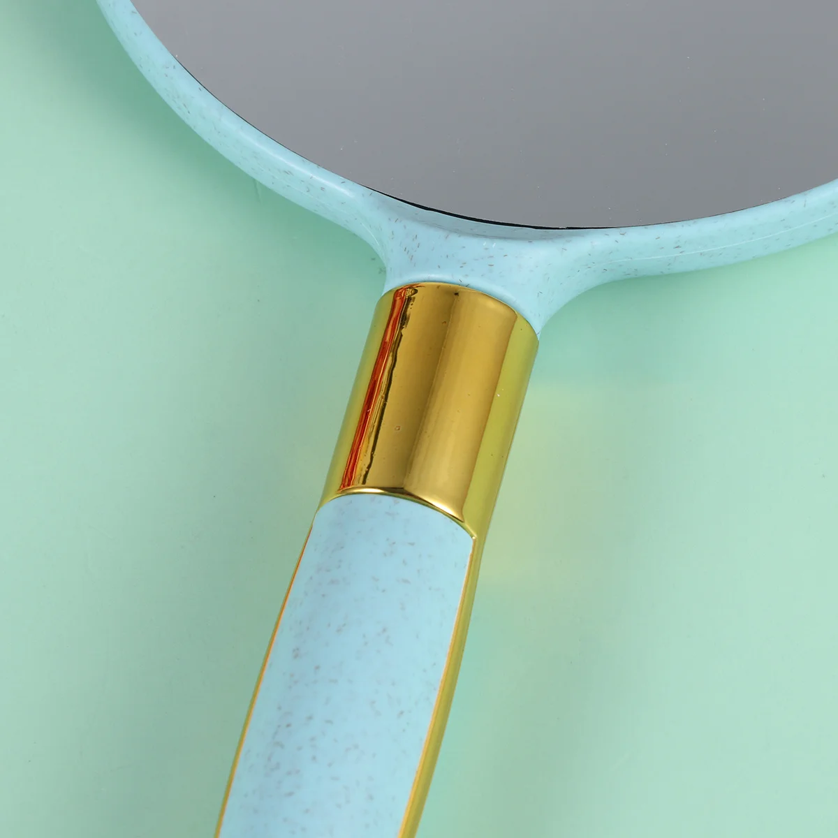 Round Vintage Makeup Mirror Green Handheld Mirror Portable Lightweight Compact Hd Reflective Surface for Women
Round Vintage Makeup Mirror Green Handheld Mirror Portable Lightweight Compact Hd Reflective Surface for Women