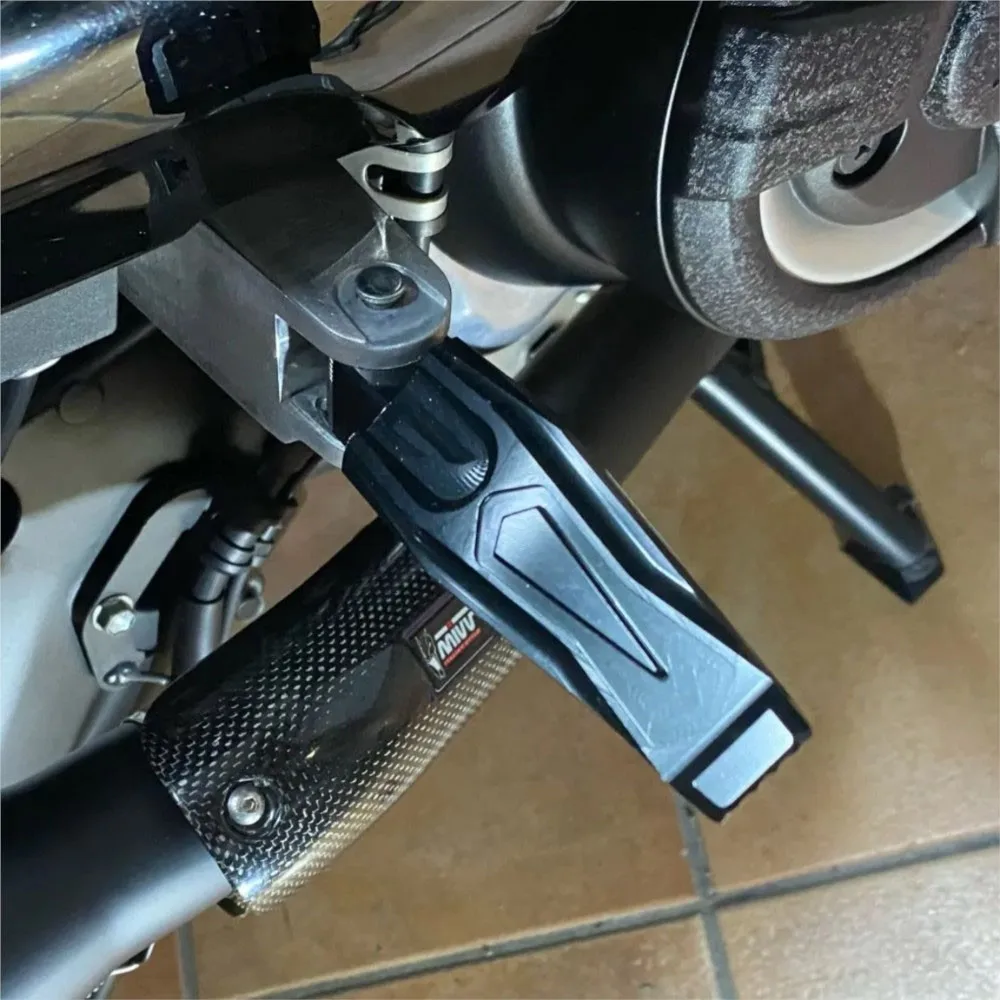 For Yamaha XMAX125 250 300 400 X MAX 300 X-MAX 125 Xmax300 XMAX 400 2017 - 2025 2026 Footrest Footpeg Adjustable Enduro Foot Peg
For Yamaha XMAX125 250 300 400 X MAX 300 X-MAX 125 Xmax300 XMAX 400 2017 - 2025 2026 Footrest Footpeg Adjustable Enduro Foot Peg