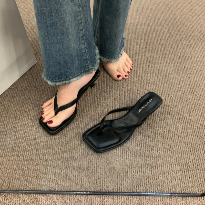 Flip Flops Women Summer Outside New Square Head Slim Heel Sandals Fashion Clip Toe Slippers Women Sandals Pantuflas De Mujer
Flip Flops Women Summer Outside New Square Head Slim Heel Sandals Fashion Clip Toe Slippers Women Sandals Pantuflas De Mujer