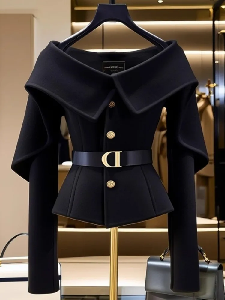 Black One Shoulder Short Jacket For Women In Autumn And Winter, Fashionable And High-End Design, Unique And Slim Fit Top
Black One Shoulder Short Jacket For Women In Autumn And Winter, Fashionable And High-End Design, Unique And Slim Fit Top