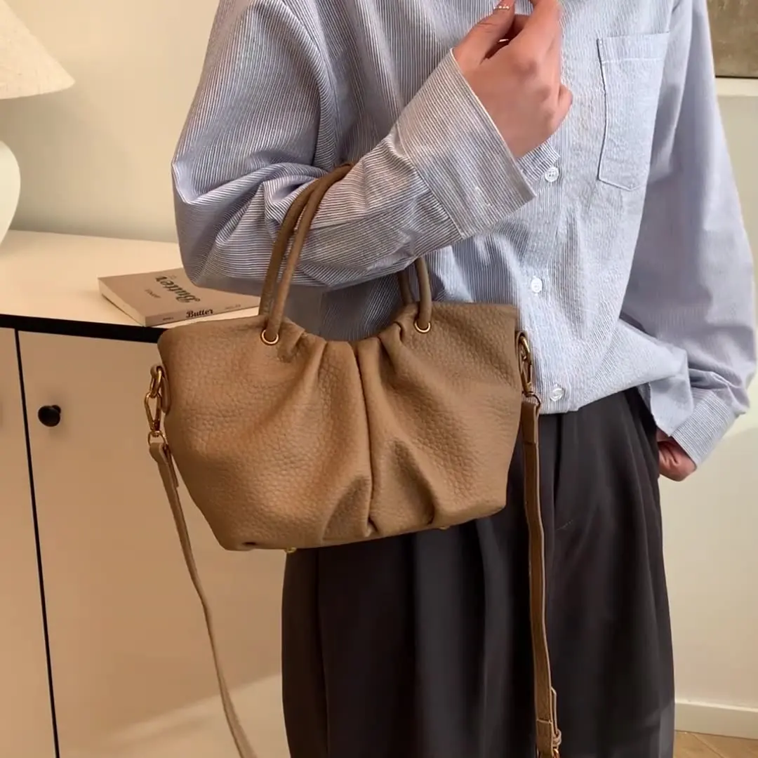 New fashion multifunctional female wrinkle handbag soft pu leather off-road bag for casual outings and daily shoulder wallet
New fashion multifunctional female wrinkle handbag soft pu leather off-road bag for casual outings and daily shoulder wallet