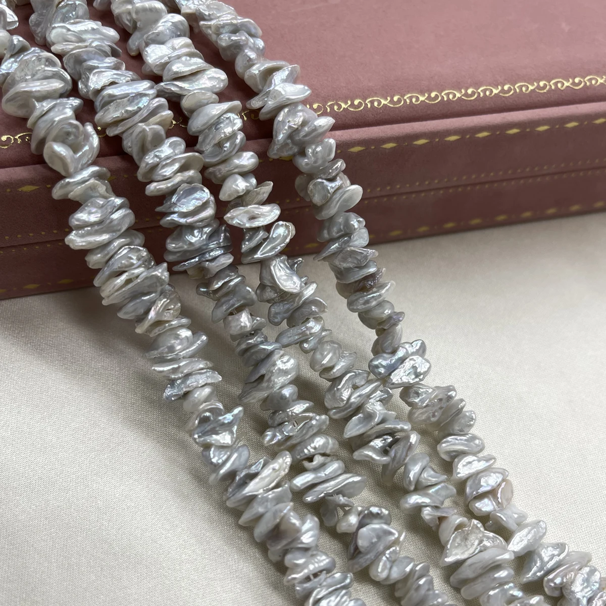 11-13mm Natural Freshwater Pearl Purple Jewelry Make DIY Necklace Earring Bracelet Accessory Gift Wholesale Silver Chippings
11-13mm Natural Freshwater Pearl Purple Jewelry Make DIY Necklace Earring Bracelet Accessory Gift Wholesale Silver Chippings