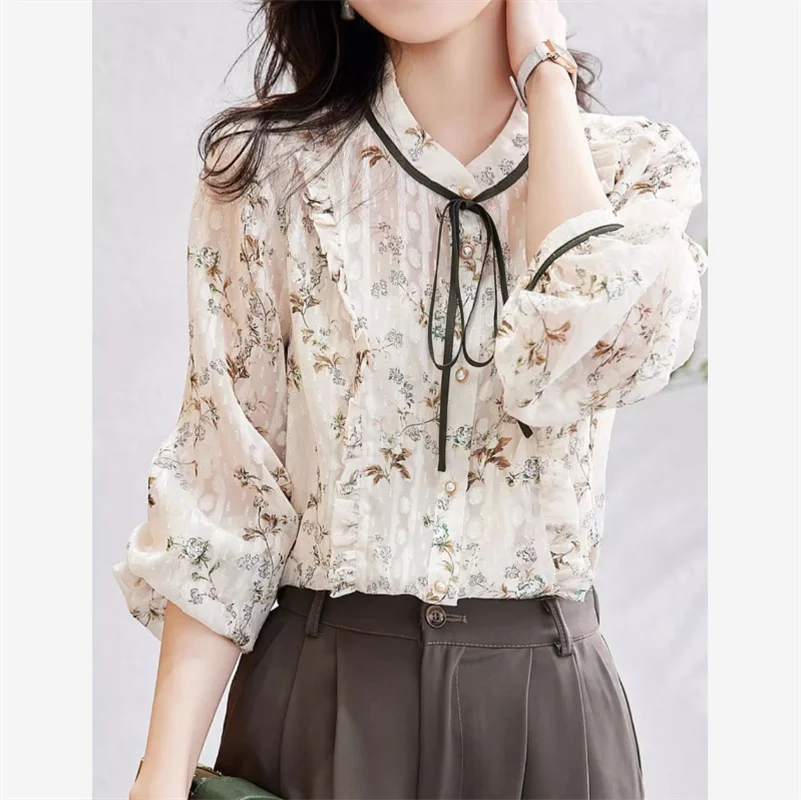 Elegant Women's Chiffon Shirt Fungal Edge Blouse Flower Shirt Tie Bow Top Cardigan Shirt Standing Collar Woman Clothes Shirts
Elegant Women's Chiffon Shirt Fungal Edge Blouse Flower Shirt Tie Bow Top Cardigan Shirt Standing Collar Woman Clothes Shirts