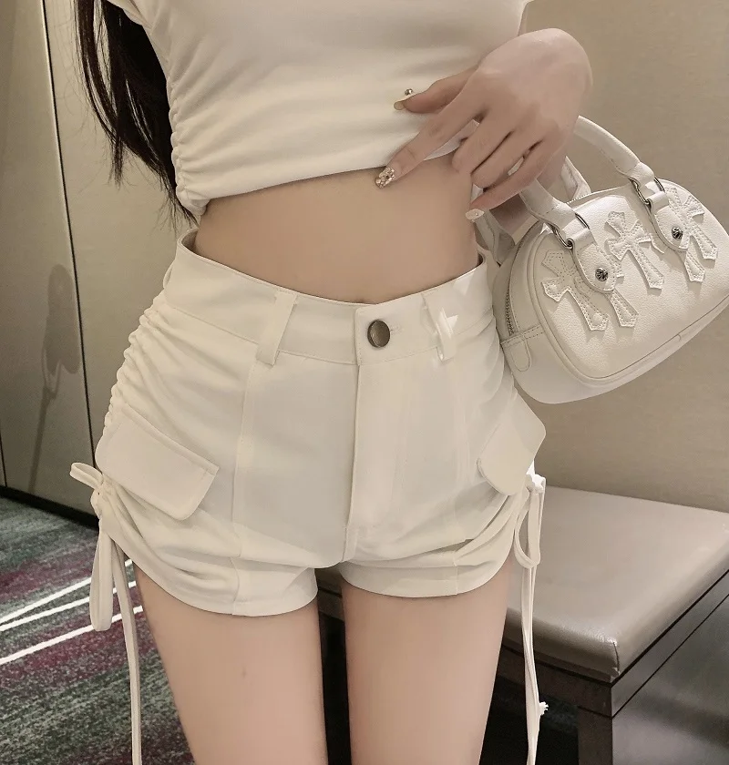 High Waist Drawstring Black Tight Design Short Pants Women's Autumn Winter Hot Girl Popular Super Short Elastic Ultra Short H...
High Waist Drawstring Black Tight Design Short Pants Women's Autumn Winter Hot Girl Popular Super Short Elastic Ultra Short H...