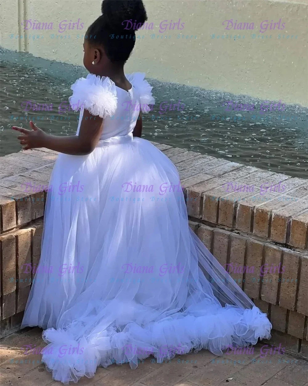 Quality Lovely Flower Girl Dress White Tulle Fluffy Applique for Little Princess Wedding Birthday Party Evening Ball Gowns
Quality Lovely Flower Girl Dress White Tulle Fluffy Applique for Little Princess Wedding Birthday Party Evening Ball Gowns
