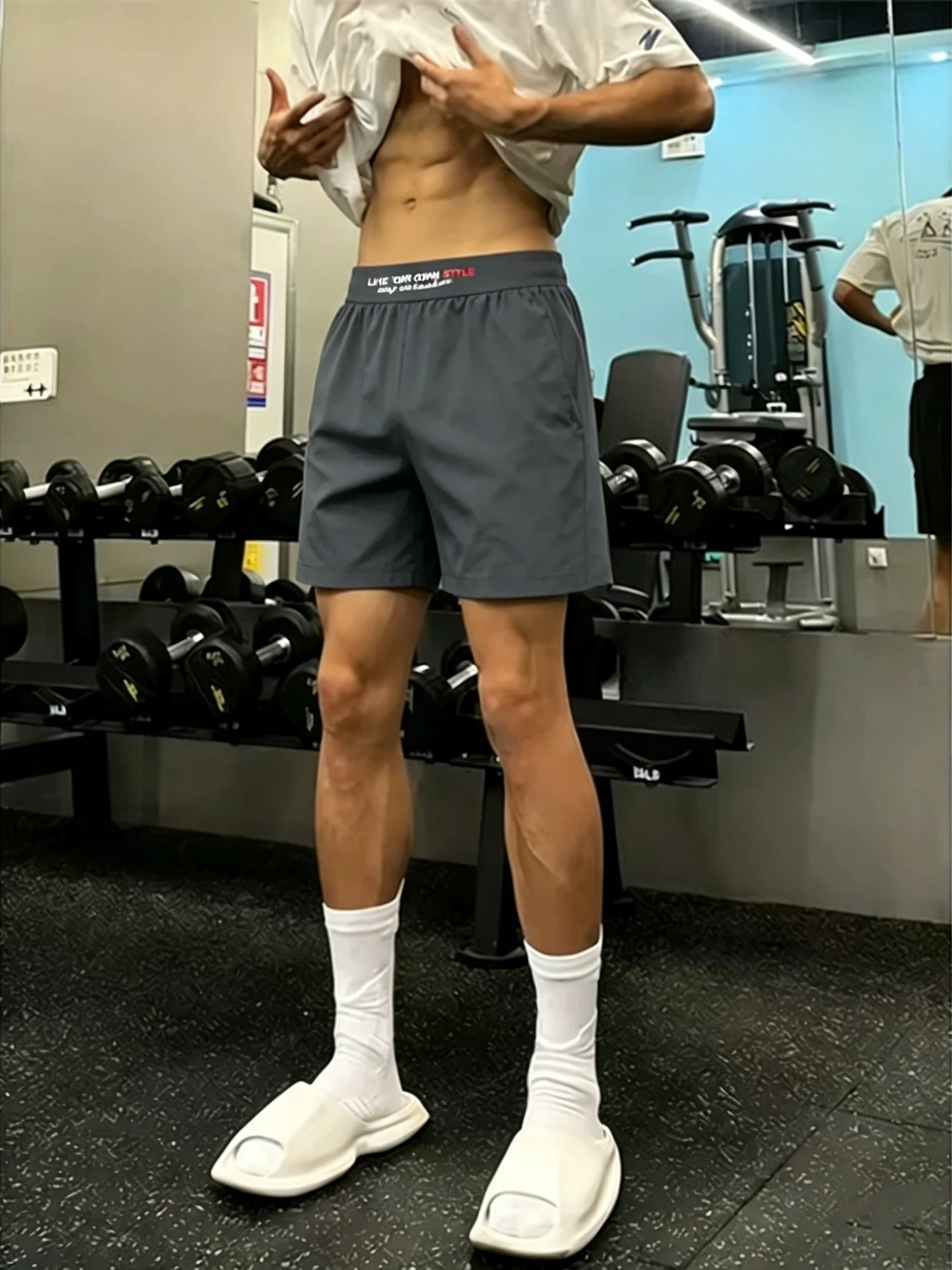Gray Quick Dry Ice Skin Shorts Men's Summer Fitness Outdoor Running Basketball Pants Standard Fit Youth Teenager Embroidery
Gray Quick Dry Ice Skin Shorts Men's Summer Fitness Outdoor Running Basketball Pants Standard Fit Youth Teenager Embroidery
