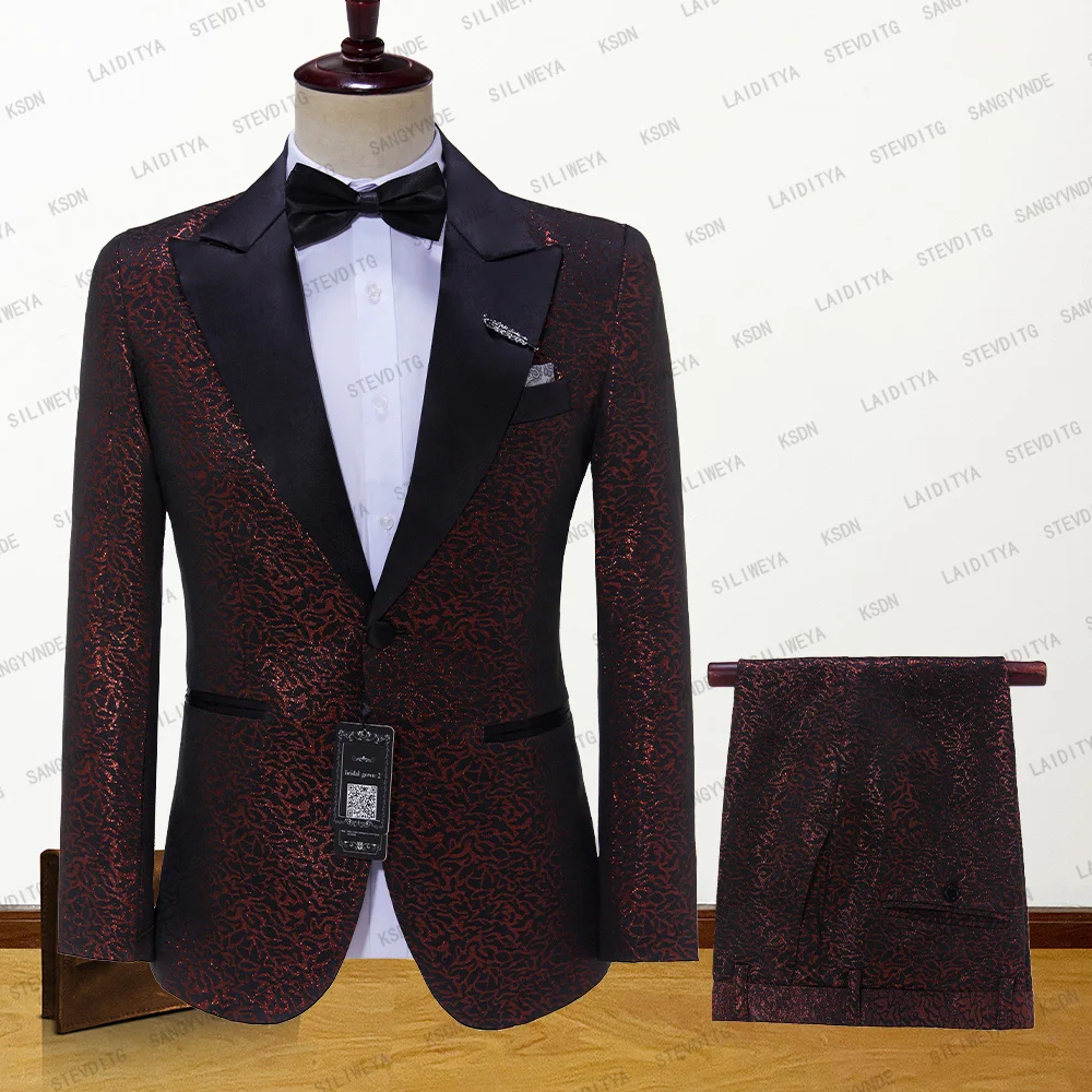 2023 New Men's Suits Red Jacquard 2 Pieces Black Satin Peaked Lapel Fit Business Regular Prom Tuxedos For Wedding Blazer+Pants
2023 New Men's Suits Red Jacquard 2 Pieces Black Satin Peaked Lapel Fit Business Regular Prom Tuxedos For Wedding Blazer+Pants