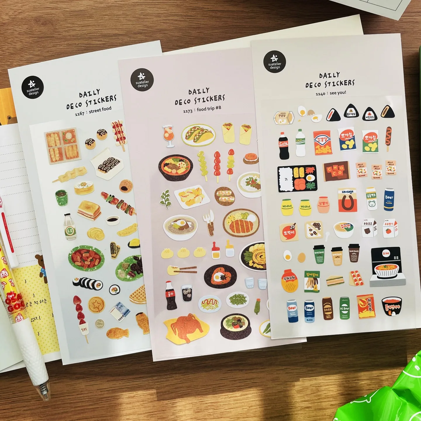 Korea Suatelier Food Trip Sticker Journal Deco Scrapbooking Bread Coffee Dessert Cutting Stickers for Creative Crafting
Korea Suatelier Food Trip Sticker Journal Deco Scrapbooking Bread Coffee Dessert Cutting Stickers for Creative Crafting