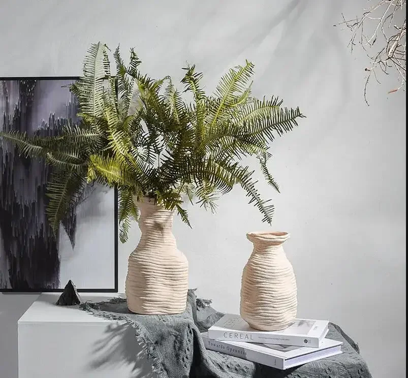 Japanese-style Ceramic Vase Dried Flower Arrangement Study Living Room Porch Dining Table Crafts Home Decorations
Japanese-style Ceramic Vase Dried Flower Arrangement Study Living Room Porch Dining Table Crafts Home Decorations