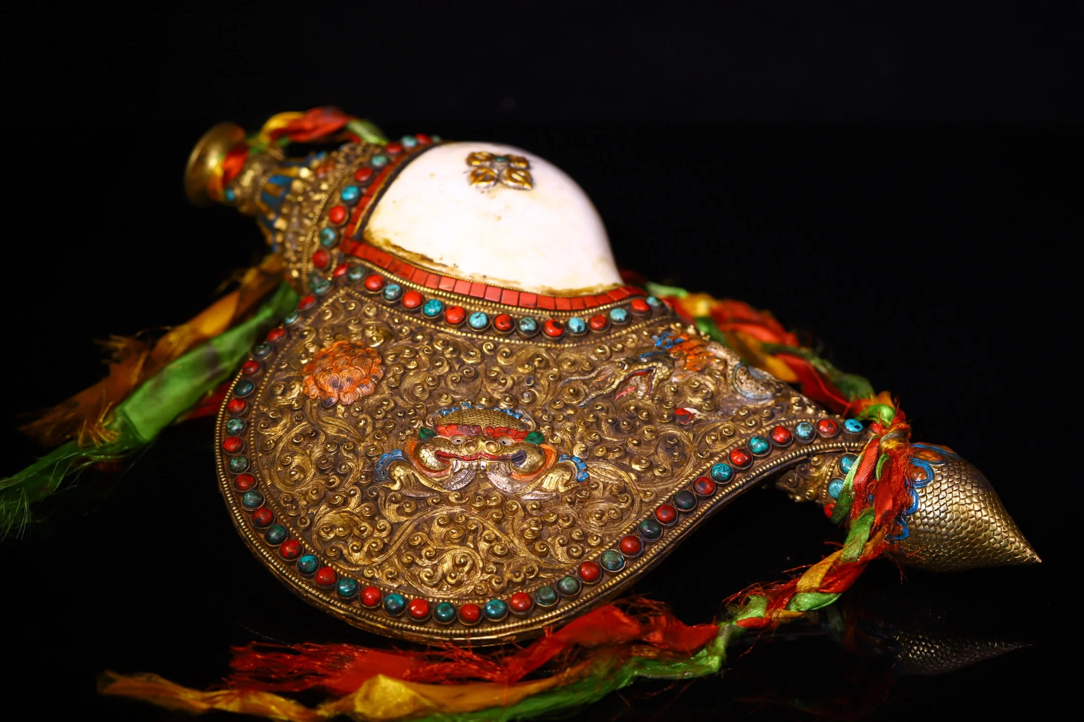 17"Tibetan Temple Collection Old Natural Conch Tibetan Silver Mosaic Gem gZi Beads Turquoise GARUDA Buddha Conch Worship Hall
17"Tibetan Temple Collection Old Natural Conch Tibetan Silver Mosaic Gem gZi Beads Turquoise GARUDA Buddha Conch Worship Hall