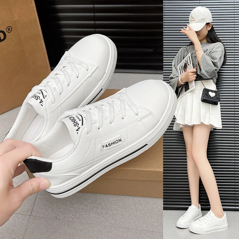 Little White Shoes Women's New Spring Ins Trend Korean Version All-match Leisure Sports Running Flat Shoes
Little White Shoes Women's New Spring Ins Trend Korean Version All-match Leisure Sports Running Flat Shoes