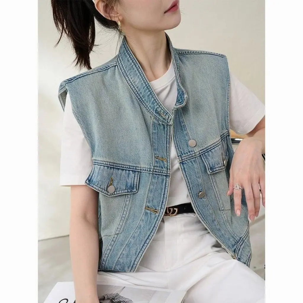 Women's European Vintage Distressed Denim Waistcoat Loose Sleeveless Collar Coat Spring Summer Irregular Shoulder Pad
Women's European Vintage Distressed Denim Waistcoat Loose Sleeveless Collar Coat Spring Summer Irregular Shoulder Pad