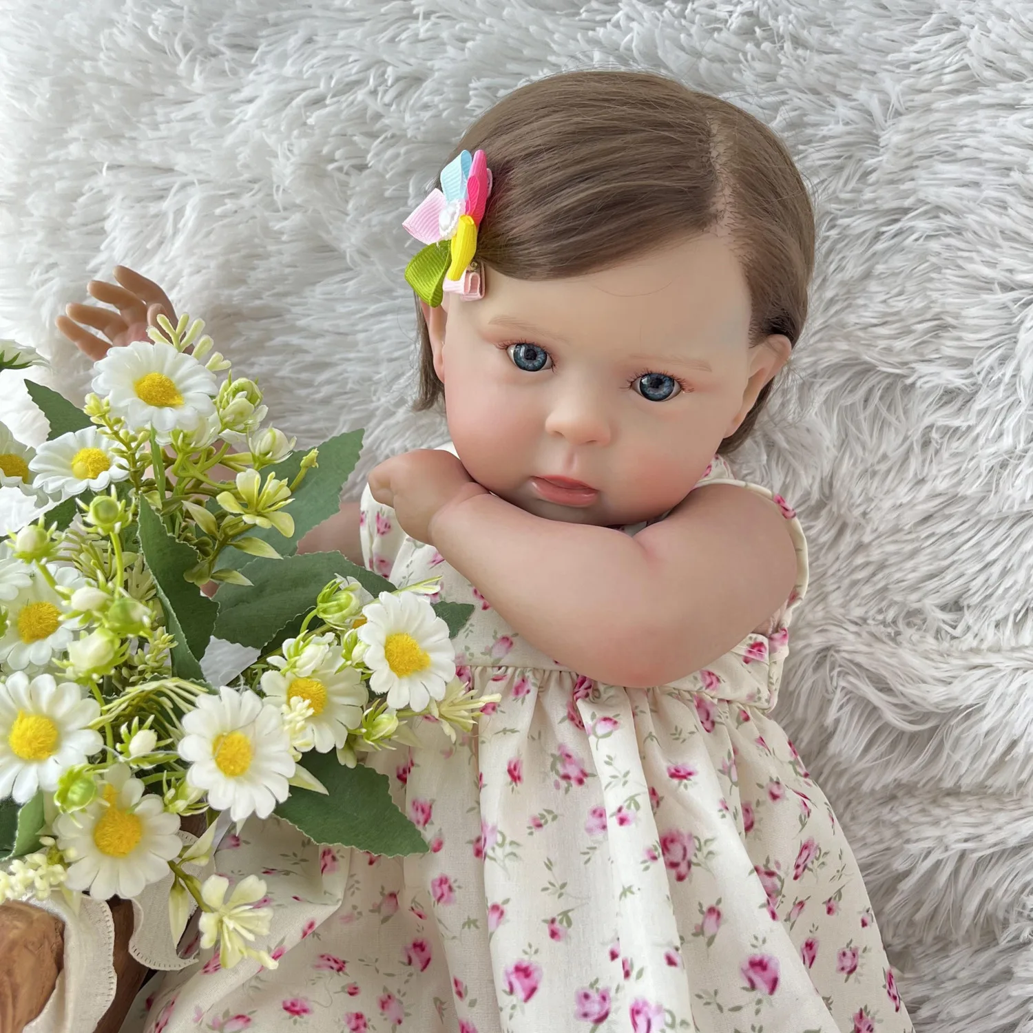 BZDOLL 50 CM 20INCH Lifelike Reborn Baby Doll for Girls Handmade 3D Painted Skin with Vein Cloth Body Sweet Birthday Gift
BZDOLL 50 CM 20INCH Lifelike Reborn Baby Doll for Girls Handmade 3D Painted Skin with Vein Cloth Body Sweet Birthday Gift