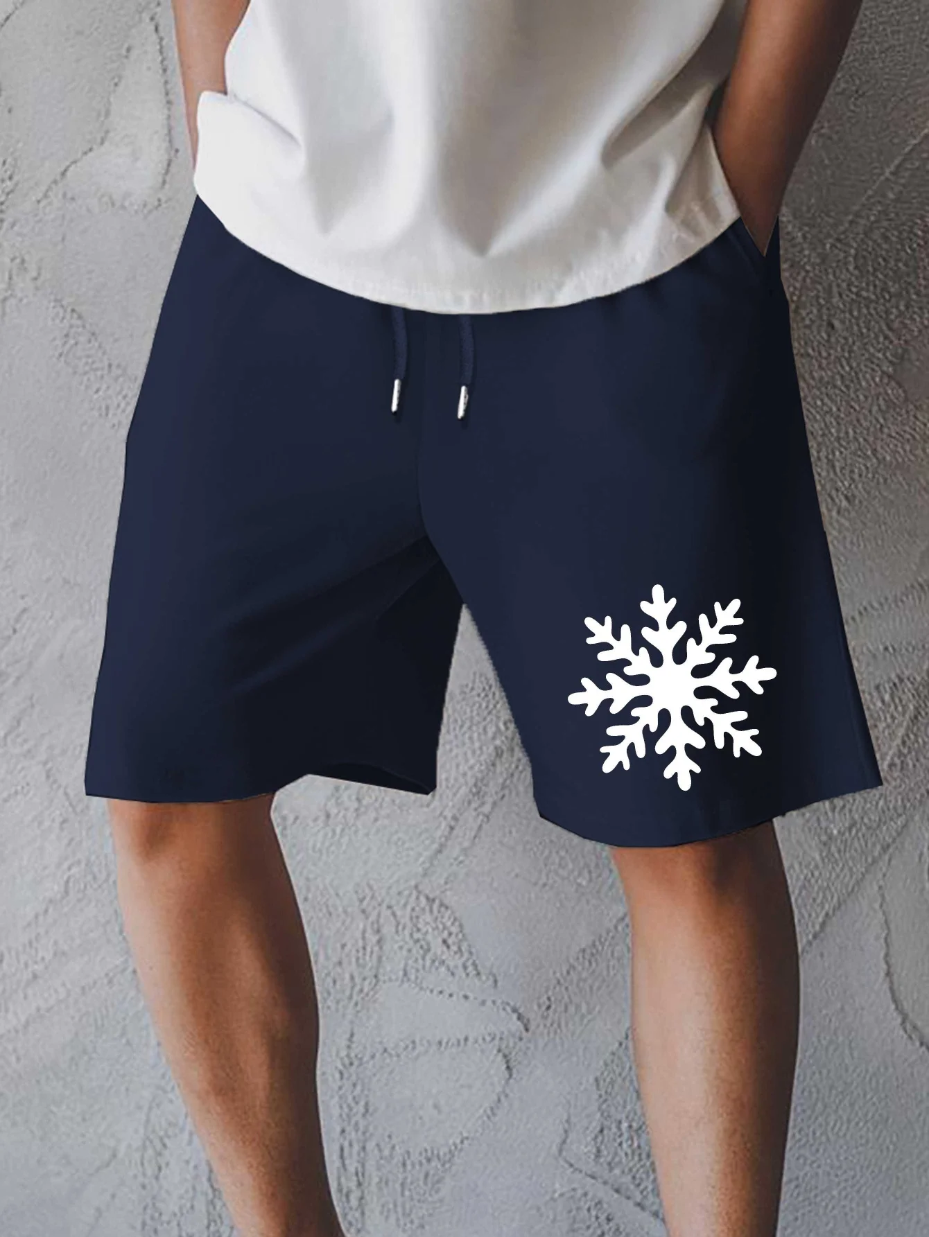 Men's Summer Snowflake Print Casual Shorts Loose Fit Elastic Waistband with Drawstring Suitable for Everyday Wear
Men's Summer Snowflake Print Casual Shorts Loose Fit Elastic Waistband with Drawstring Suitable for Everyday Wear