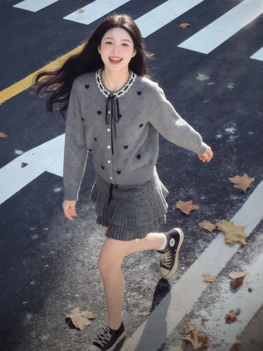 Модный весенний свитер Laid-ba: уникальный свободный длинный свитер с круглым вырезом, корейский стиль, свободный крой для женщин
Модный весенний свитер Laid-ba: уникальный свободный длинный свитер с круглым вырезом, корейский стиль, свободный крой для женщин