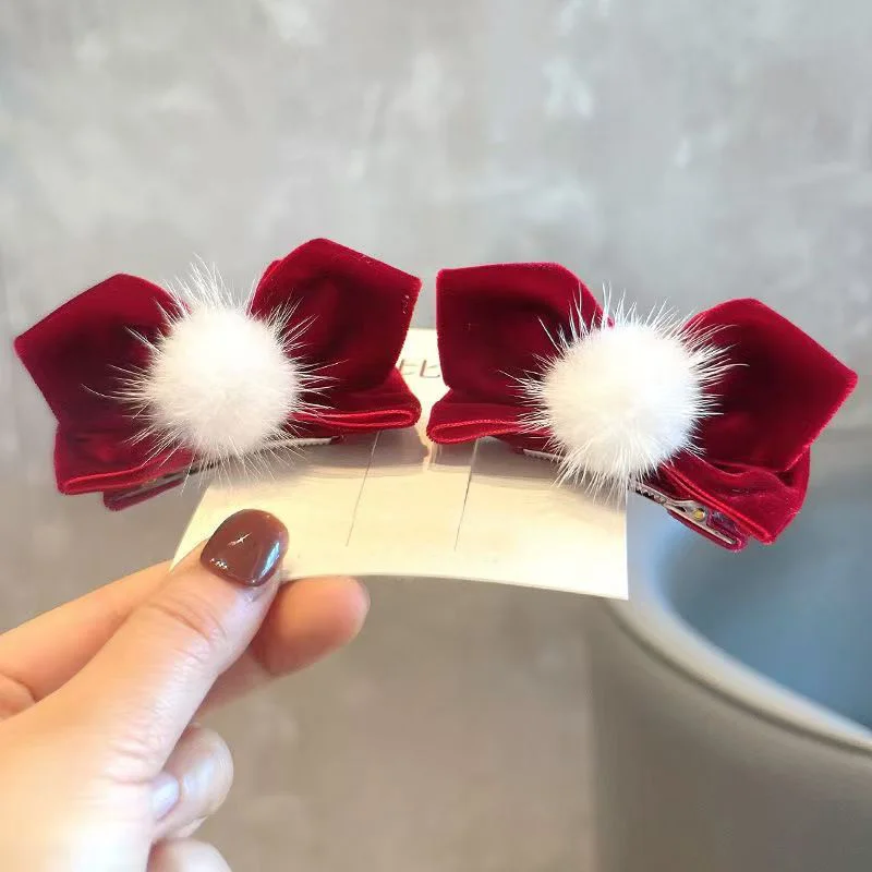 Роскошные рождественские заколки для волос для девочек, винно-красные бархатные заколки для пар с помпоном из меха норки, элегантные детские аксессуары для волос, праздничный подарок
Роскошные рождественские заколки для волос для девочек, винно-красные бархатные заколки для пар с помпоном из меха норки, элегантные детские аксессуары для волос, праздничный подарок