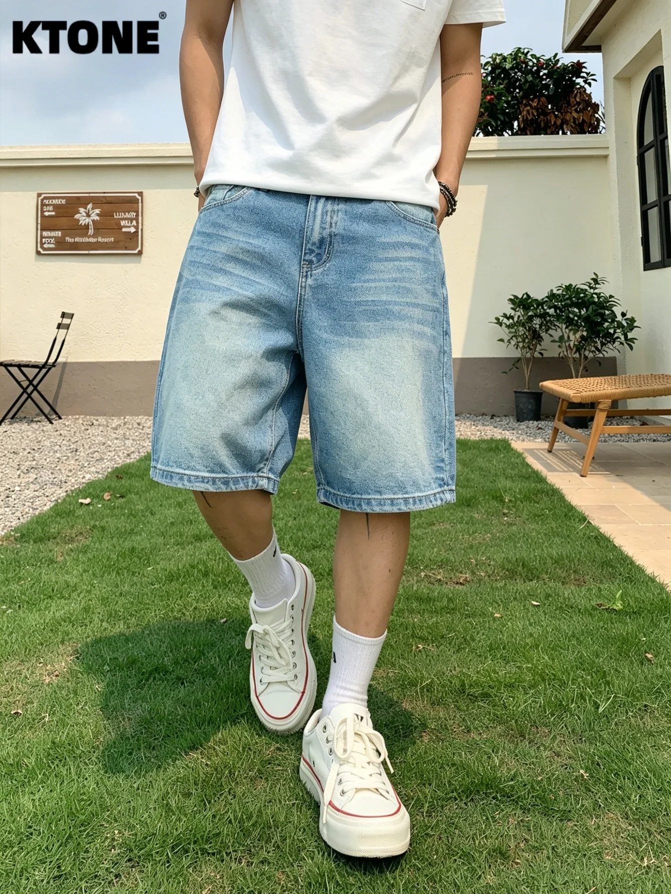 Non‑Elastic Loose Fit Denim Shorts for Men No accessories or belts included
Non‑Elastic Loose Fit Denim Shorts for Men No accessories or belts included