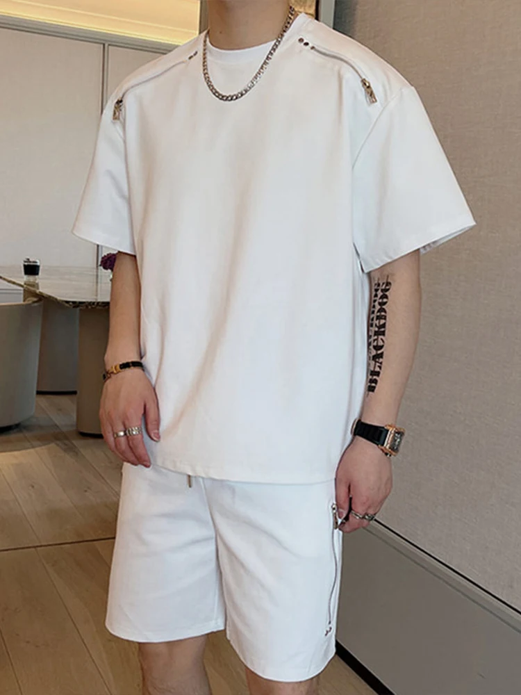 Elegant Men's Short Sleeve Short Pants Set Zipper Design Fashionable Casual Sportswear Five-Quarter Length Polyester Blend
Elegant Men's Short Sleeve Short Pants Set Zipper Design Fashionable Casual Sportswear Five-Quarter Length Polyester Blend