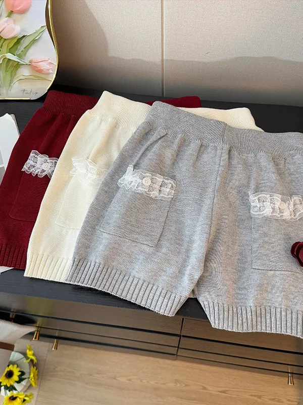 Korean Style High Waist Loose Knitted Short Pants Women's Casual Pants with Lace Patch Pocket Decorative Hot Girl Style
Korean Style High Waist Loose Knitted Short Pants Women's Casual Pants with Lace Patch Pocket Decorative Hot Girl Style
