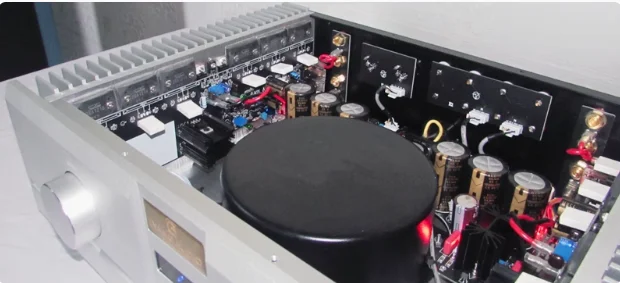 LaoYang E1 front-end and back-end merger machine 300W * 2 high-power fever amplifier large dynamic hifi amplifier machine
LaoYang E1 front-end and back-end merger machine 300W * 2 high-power fever amplifier large dynamic hifi amplifier machine